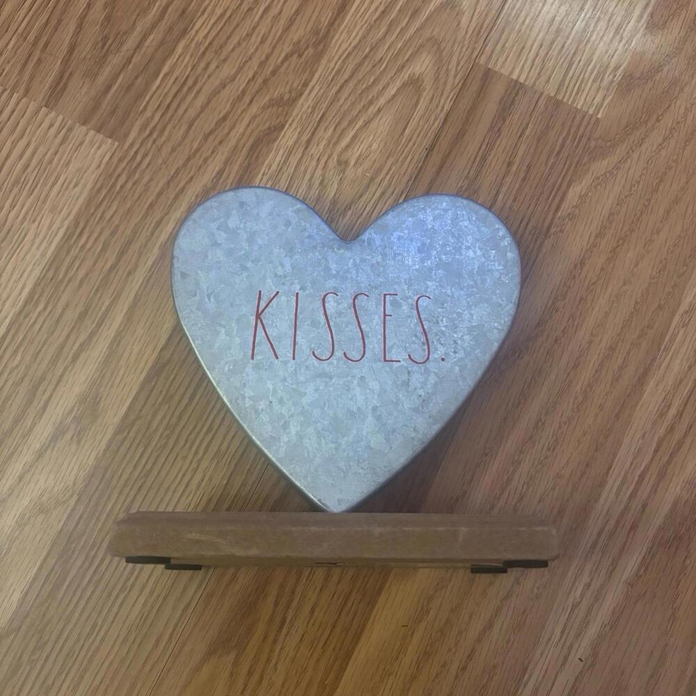 Rae Dunn Valentine’s Day Metal Heart